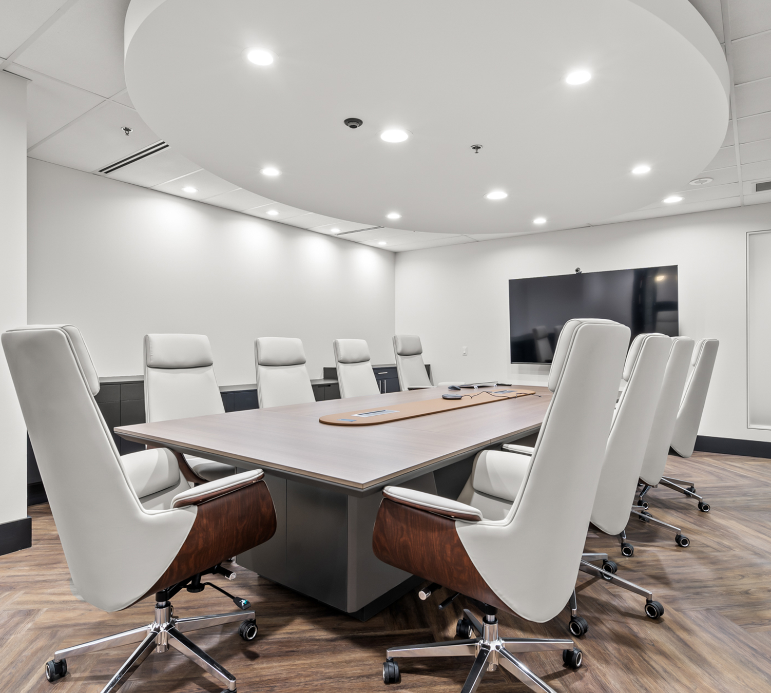 calgary-private-offices-boardroom-downtown